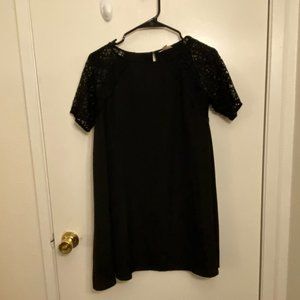 Elegant black lacy sleeve dress - Lucky Brand (XS)